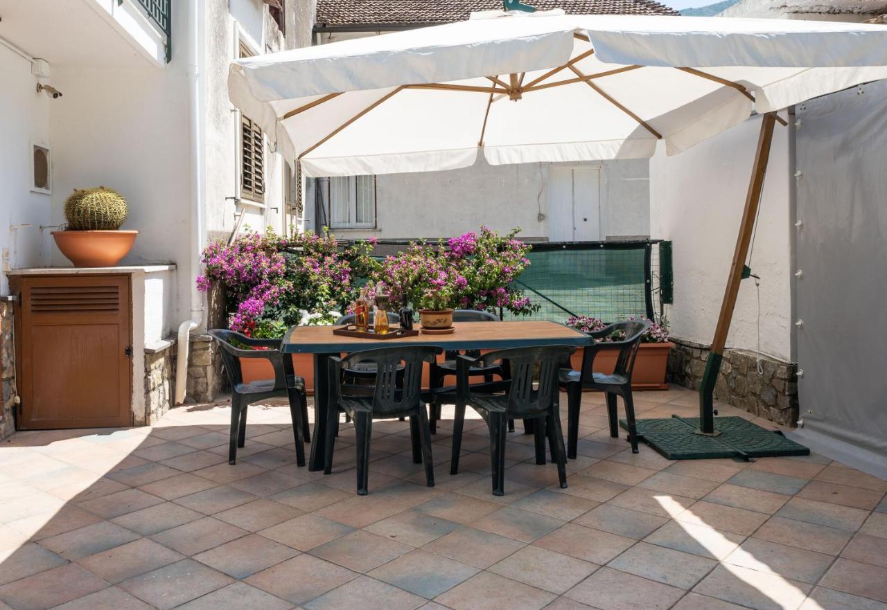 トラモンティ Apicella Casa Vacanzeヴィラ エクステリア 写真