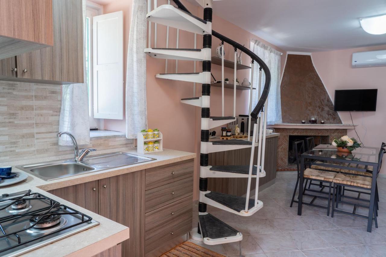 トラモンティ Apicella Casa Vacanzeヴィラ エクステリア 写真